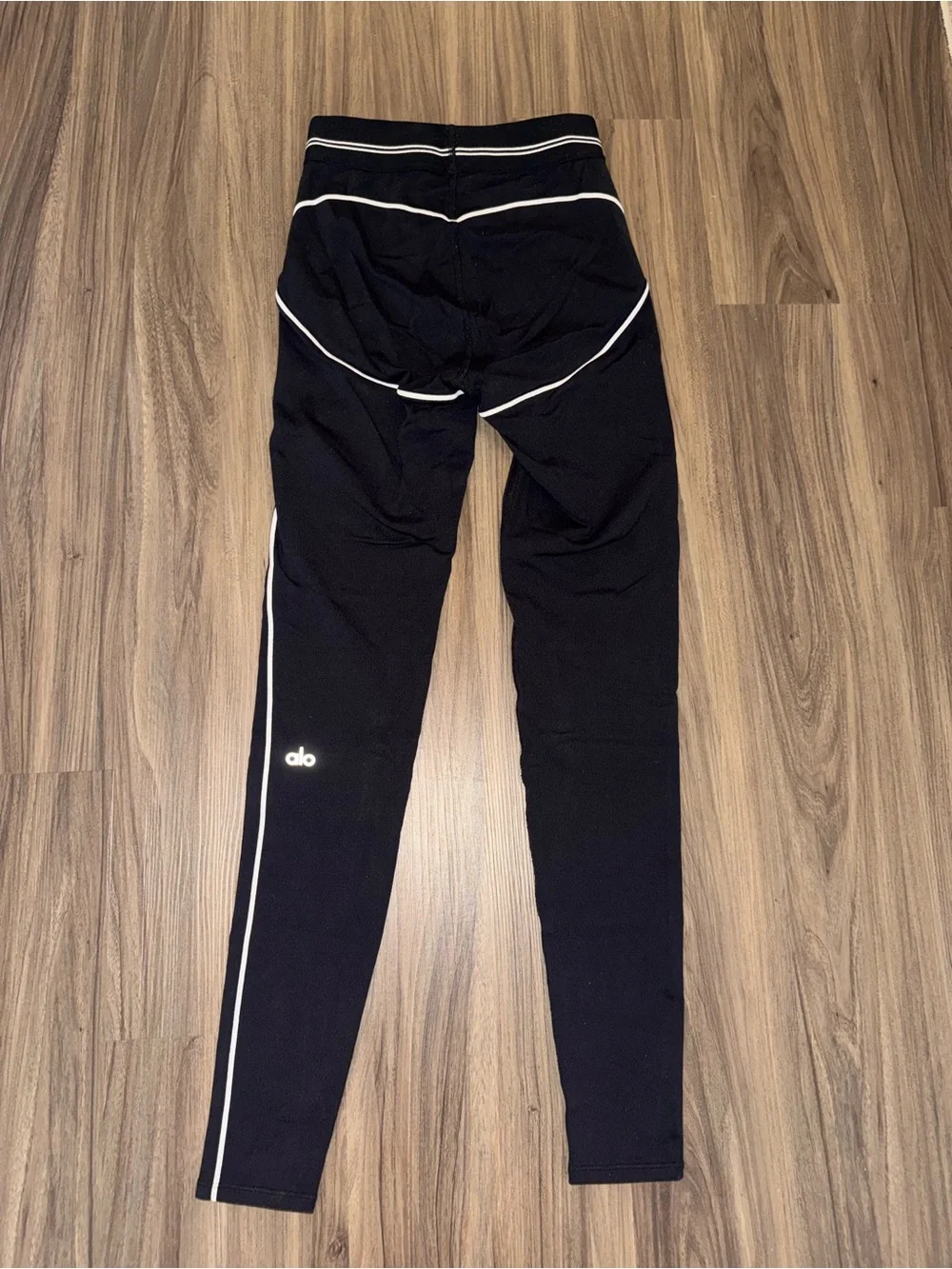 Alo Airbrush High Waist Heart Throb Legging
